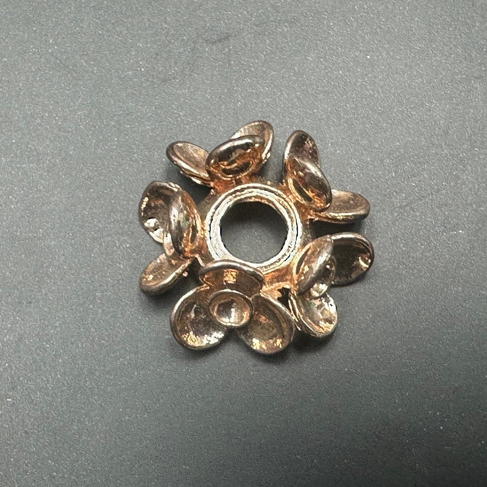 Metal crystal small ball base