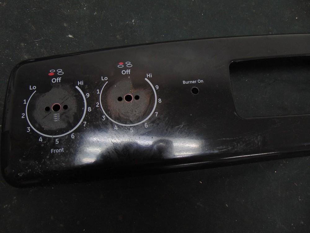 GE Electric Range JBP35DM2BB Control Panel