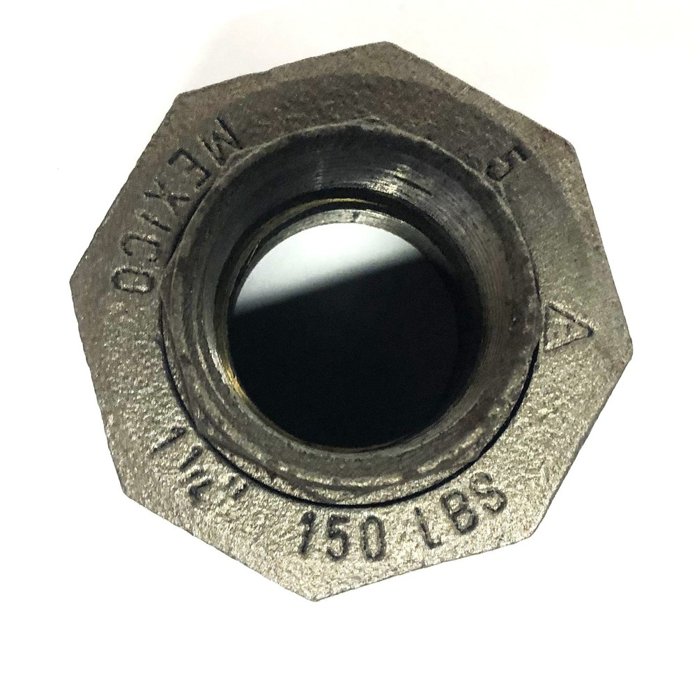 Unbranded 1-1/4 Inch Threaded Pipe Union 150 LBs NOS