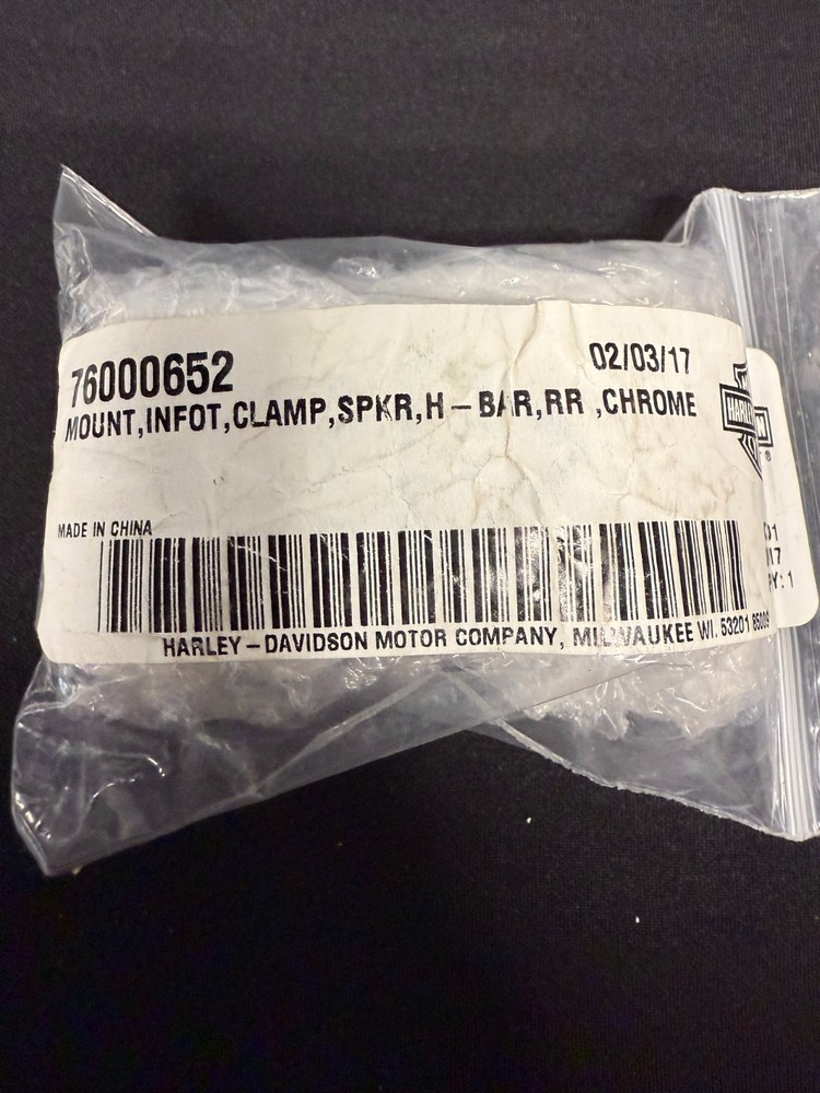 Harley-Davidson Chrome Speaker Mount Clamp 76000652