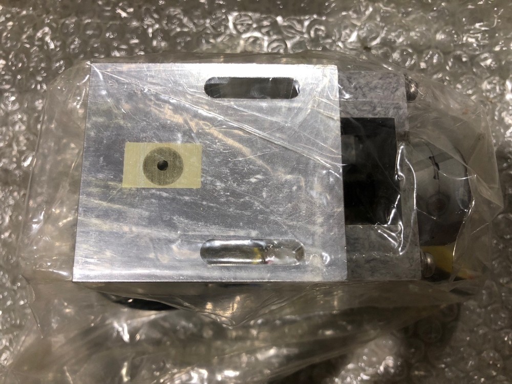 Shimadzu 638-69038-01, LIGHT SOURCE , AR NEW