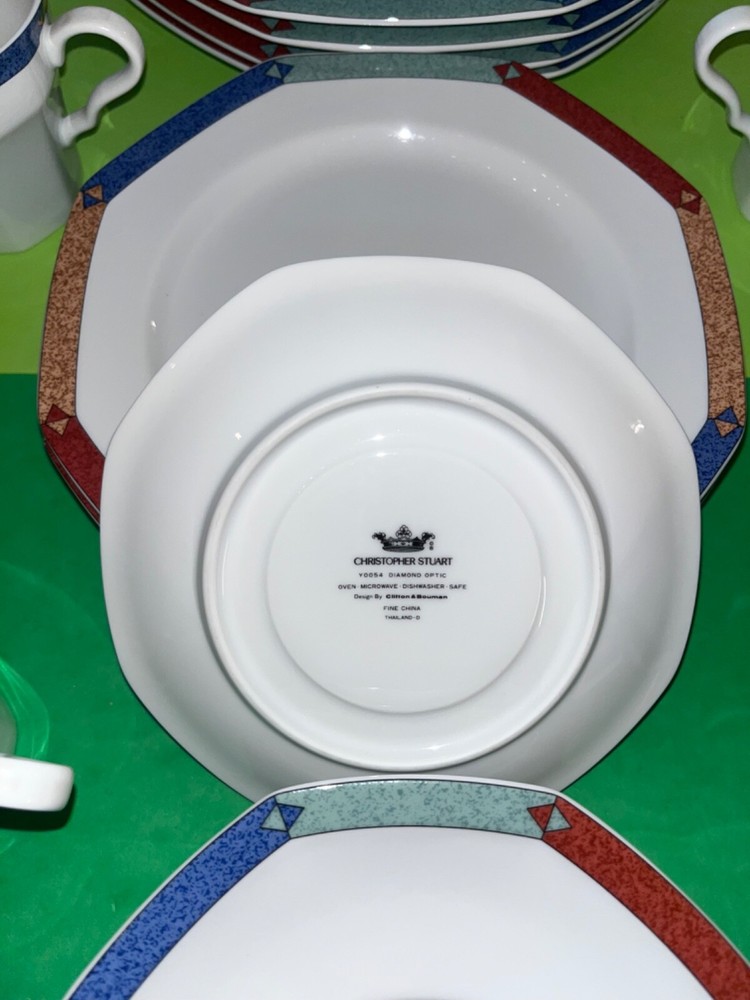 Christopher Stuart Diamond Optic 4 Complete Place Settings W/ Extras EUC