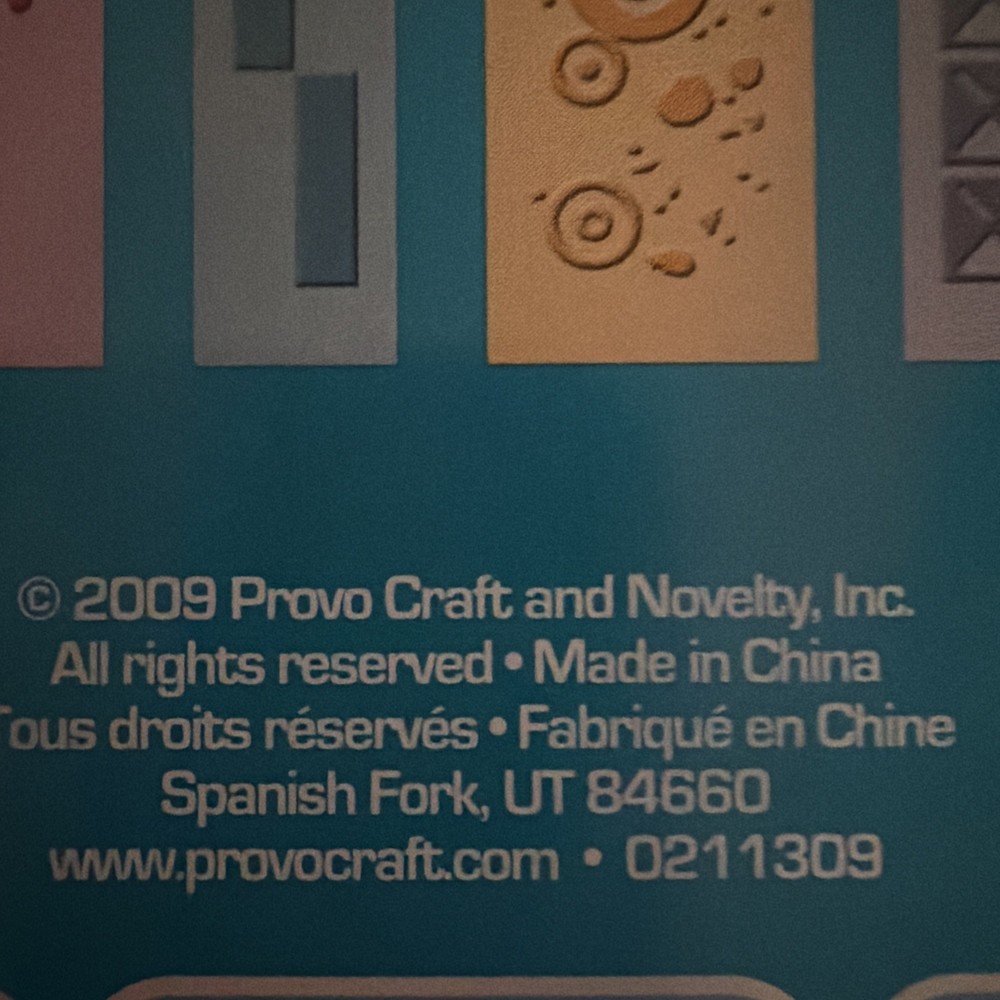 Cuttlebug Provo Craft Embossing Borders Folder Pop Culture New 2008