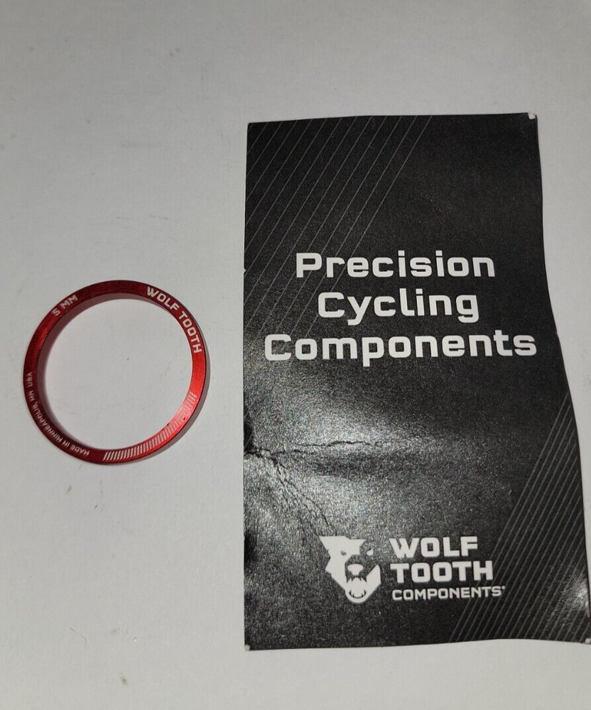 Wolf Tooth Chainring 5mm Spacer - Red