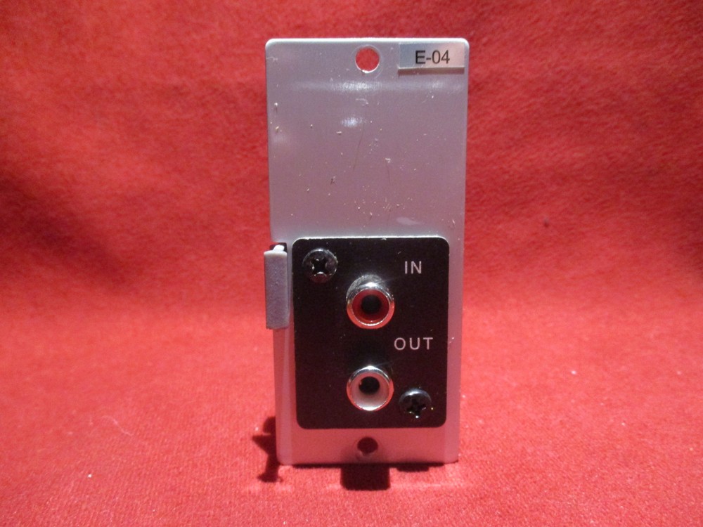 TOA E-04R EQ Processor Module RCA Female