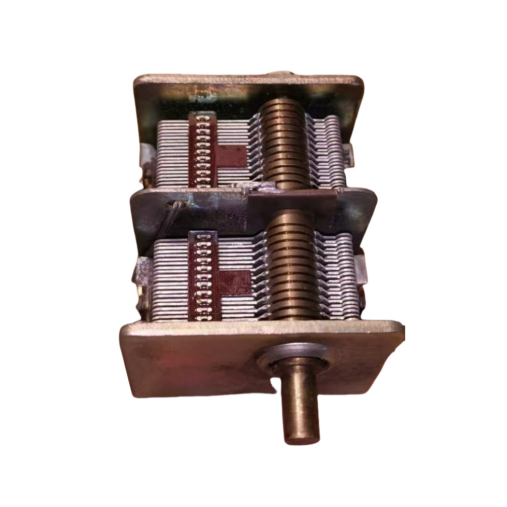 365pF+365pF, Capacitor, Variable, Dual Section, Broadcast, Air Dielectric