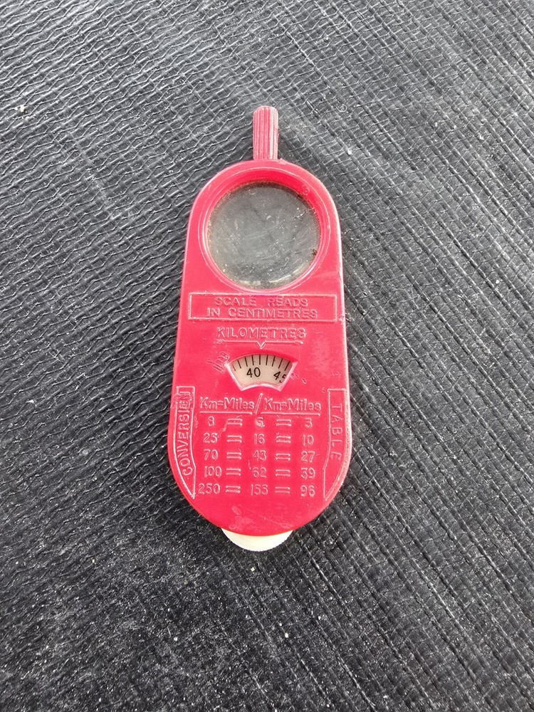 Vintage Map Distance Reader. Cm / Km/ Miles