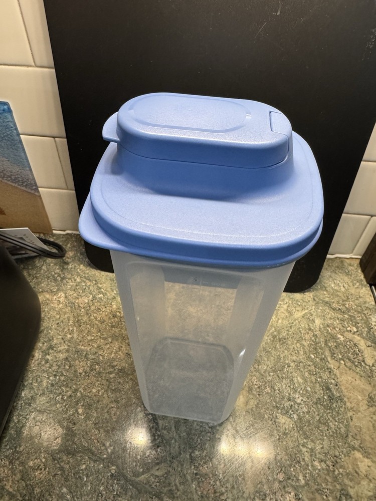 *NEW* Tupperware 2 Quart Slim Line Pitcher with Strainer - Blue Seal