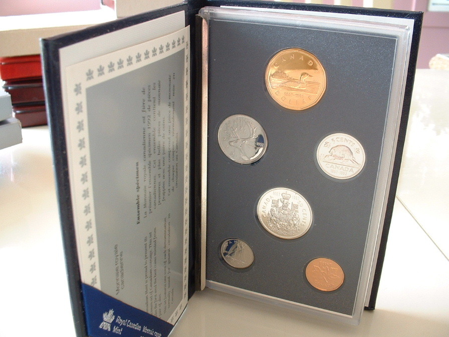 CANADA  1992  SPECIMEN  MINT SET  *** 6  COINS ***