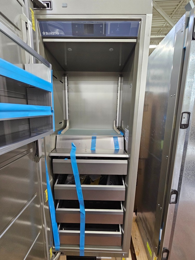 Blue Star BIFP30L0 30" Panel Ready Left Hand Hinge Column Freezer NOB #157690