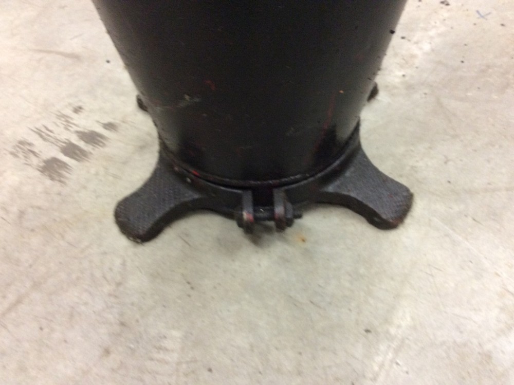 Vintage Shell Volume Grease Pump.