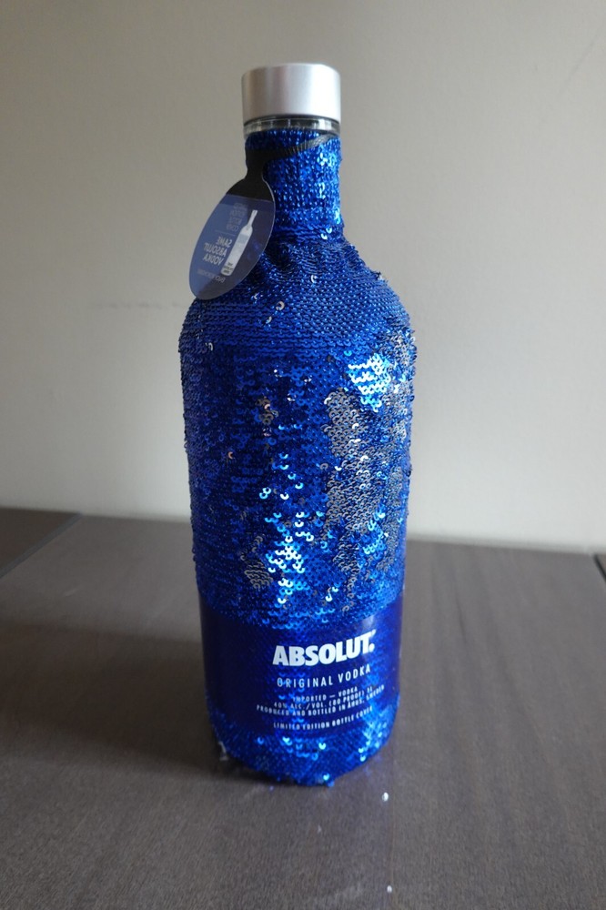 Absolut Limited Edition 750 ml EMPTY Vodka Bottle in Sleeve