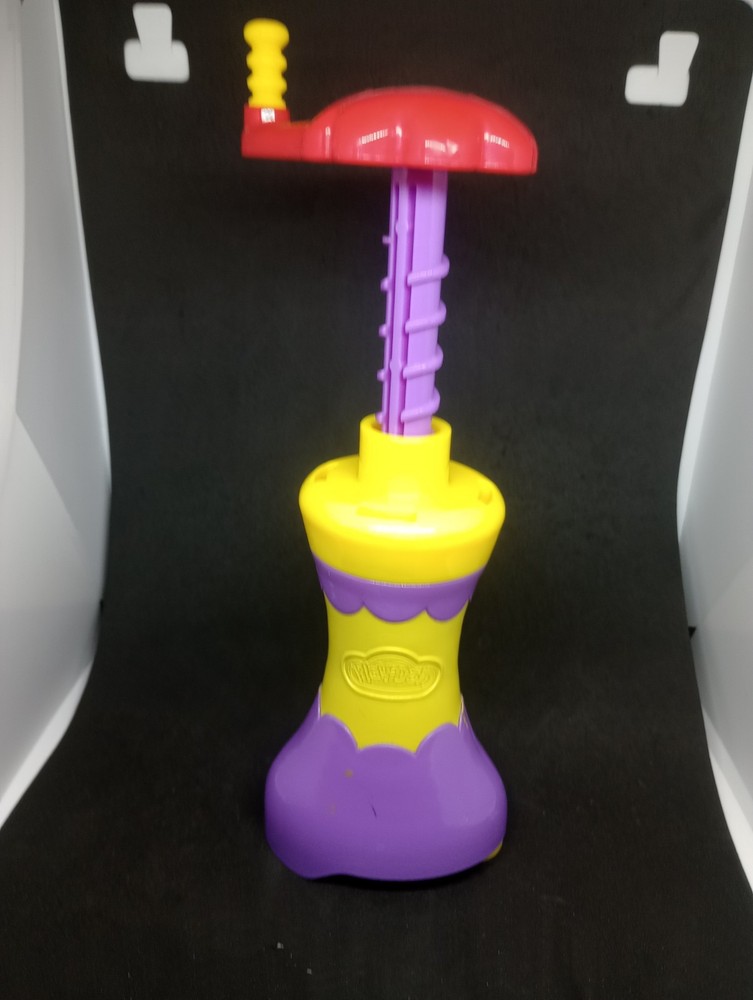 Play-Doh Burger Builder toy extruder accessorie