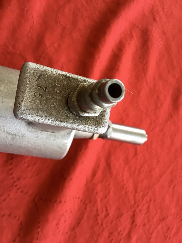 Bennett 6030 Rivet Installation Pneumatic Riveter