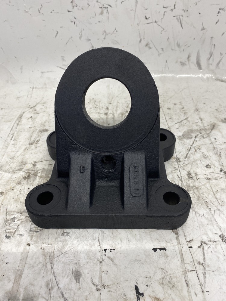 International Maxxforce 13 Engine Mount 3824527C1 (548-12893)