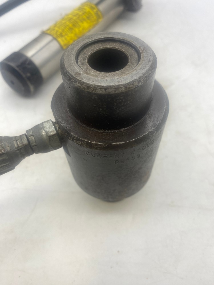 Current Tools Model 1521 Hydraulic Hand Pump w/ 1522 Knockout Ram (Used)