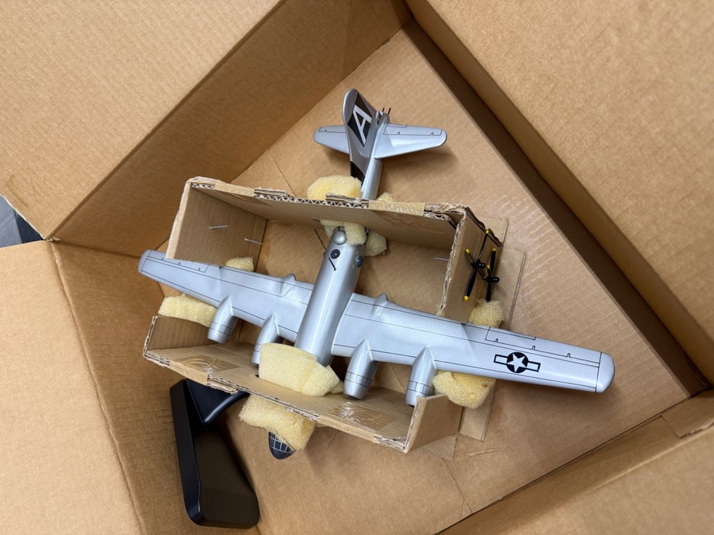 J and E Aircraftmodel wood display B-29 display aircraft