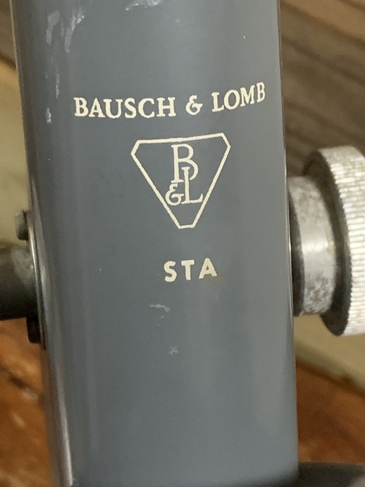 VINTAGE BAUSCH & LOMB MICROSCOPE STA MONOCULAR MICROSCOPE (18D)