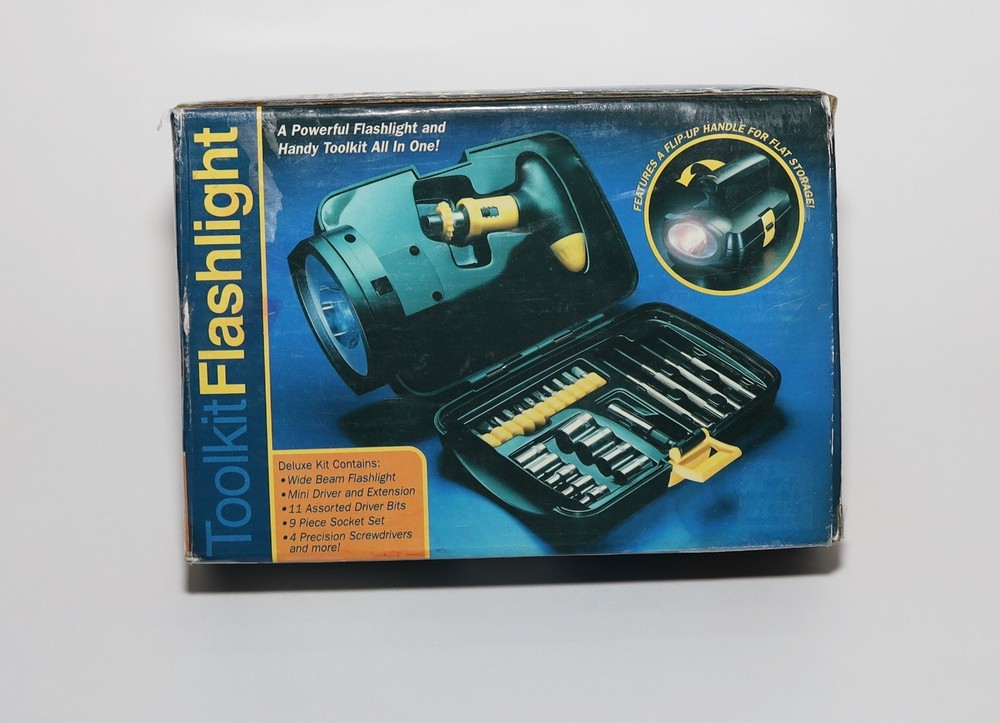 GM Parts Portable Emergency Tool Kit with Flashlight