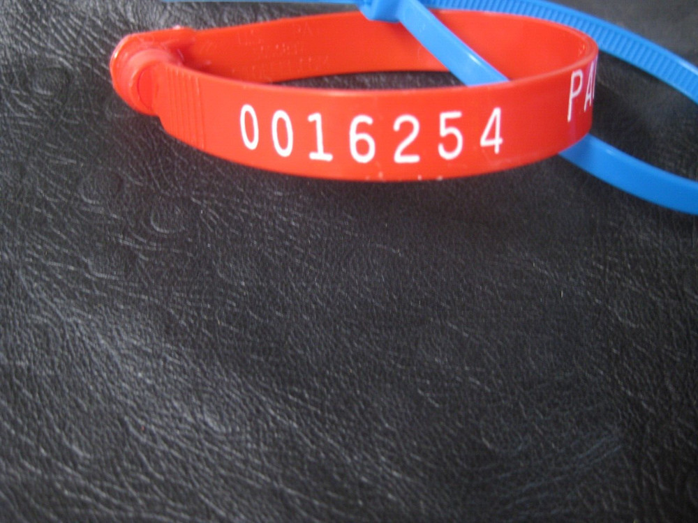 Embossed Top Grain Deer Leather # 0016254 Row SS