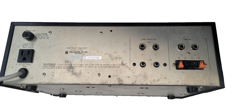 TOA R-11SA SPECTRUM ANALYZER