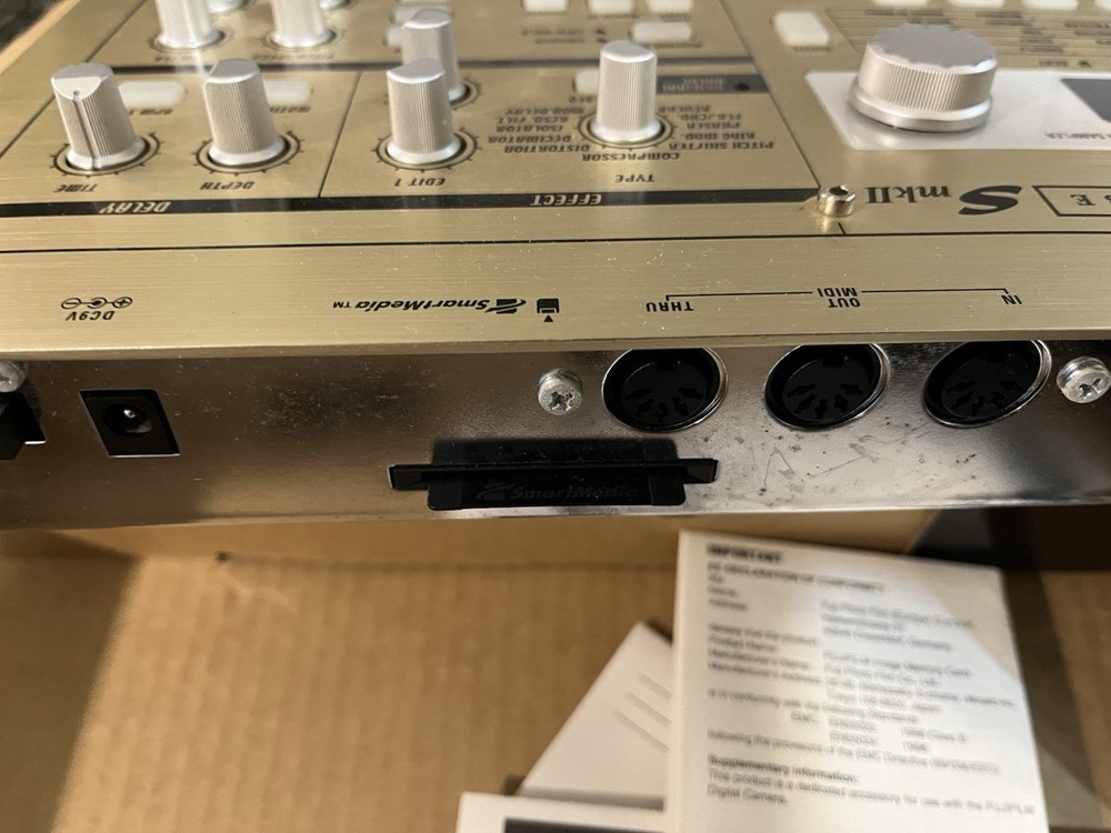 Korg Electribe ES-1 mkII Rhythm Production Sampler