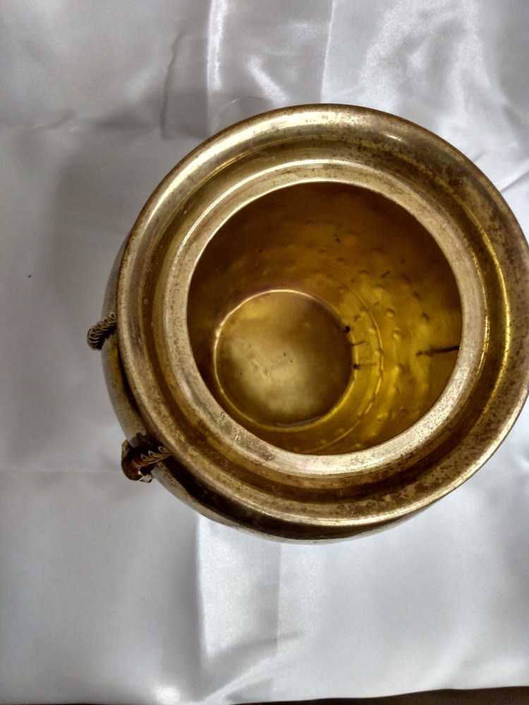 5 1/2" Brass Vase Twisted Rope & Tassel