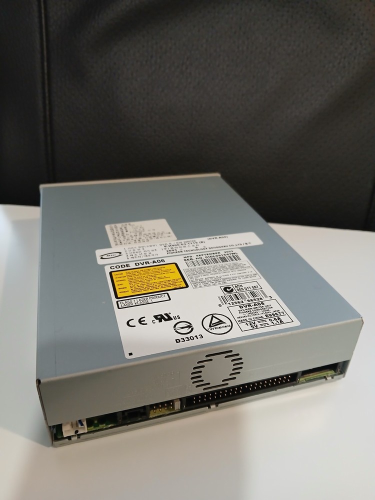 Pioneer DVR-A06 internal IDE DVD/CD writer