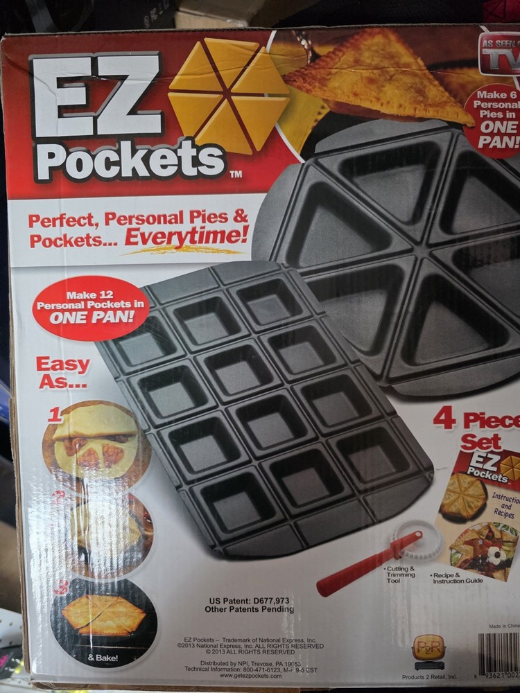 EZ Pockets 4-Piece Easy Clean Baking Mold Set, Triangle & Rectangle, Black