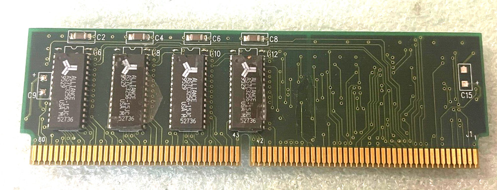 PULLS 256K 9 CHIP ALLIANCE AS7C3256-15JC SYNC CACHE MODULE RM2-CMP54-4