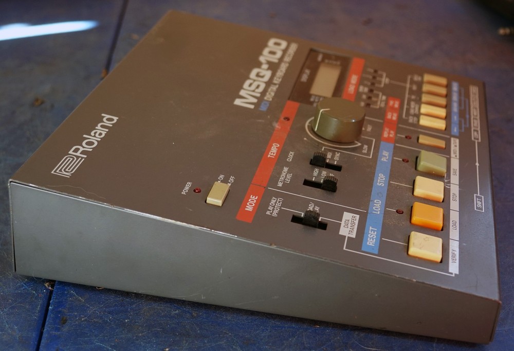Roland MSQ-100 MIDI Digital Keyboard Recorder