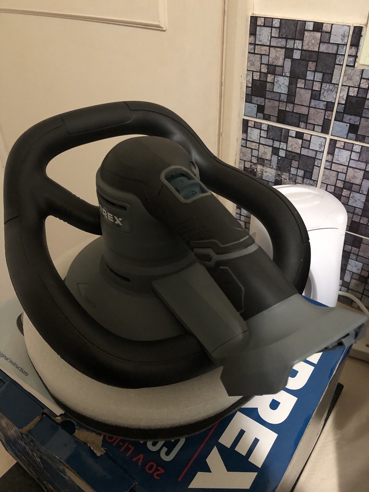 Cordless Polisher & Battery