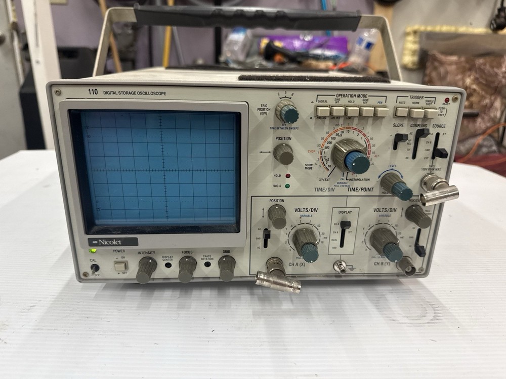 Nicolet 110 Digital Storage Oscilliscope