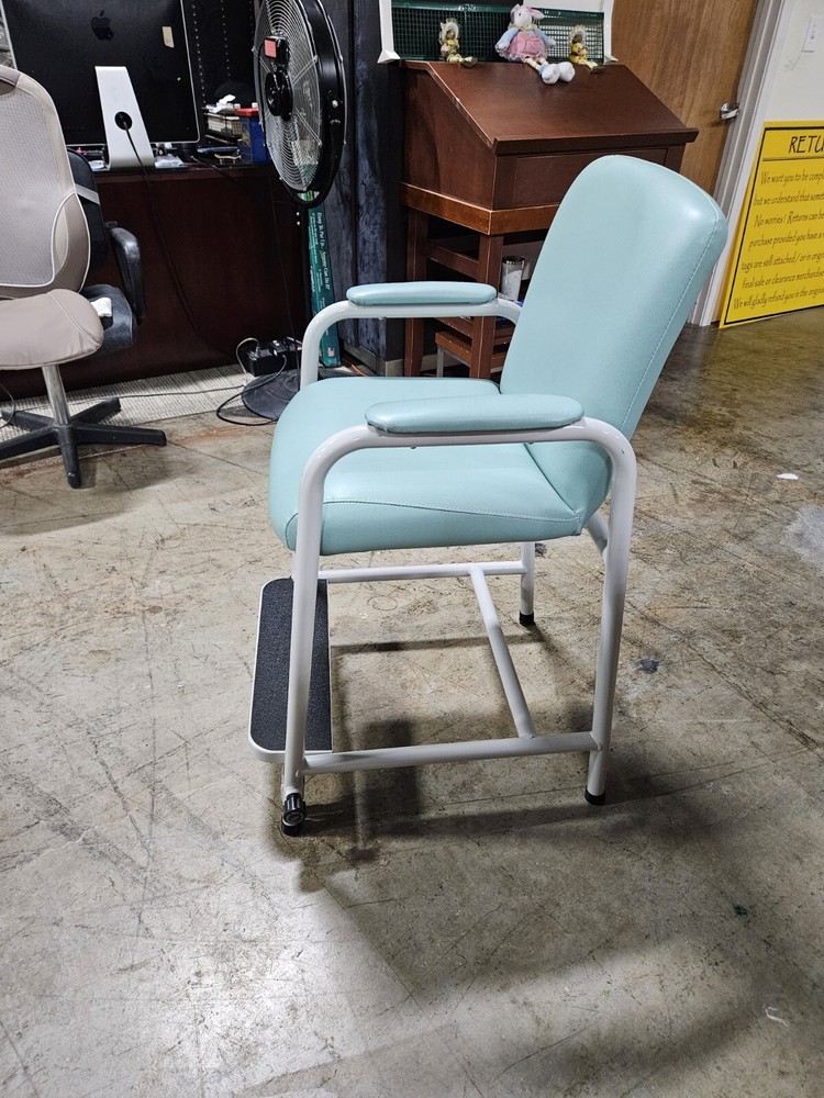 Lumex Adjustable FTRST Hip Chair ( Jade )
