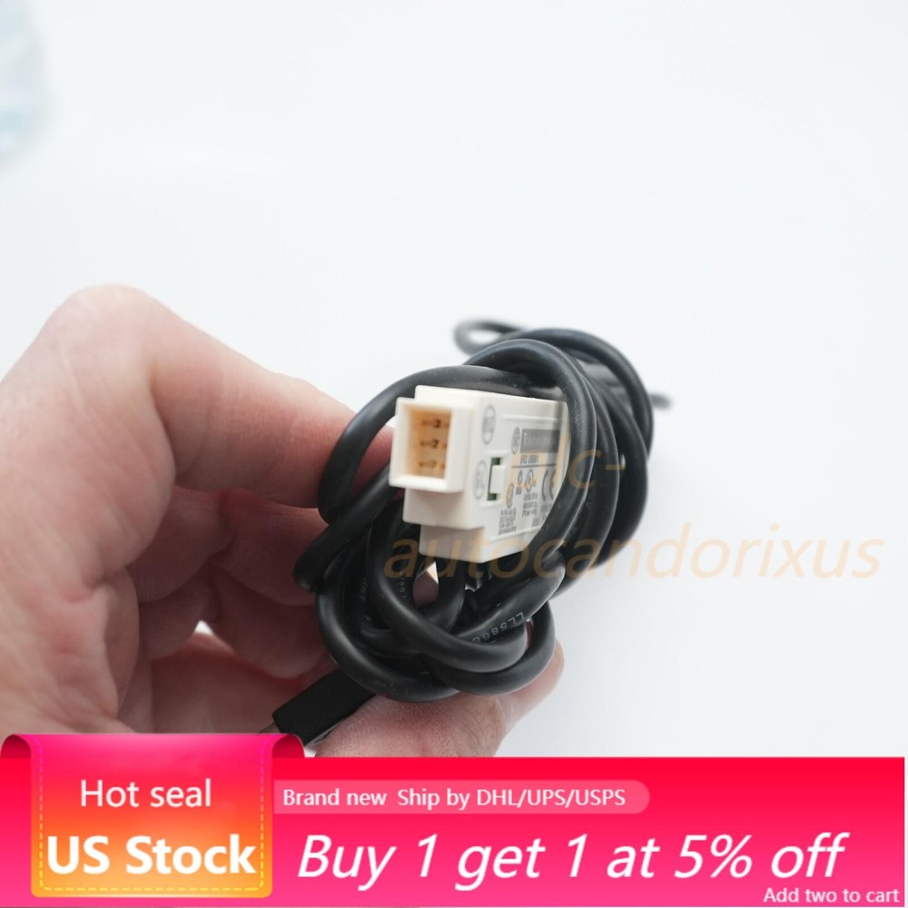 NEW Schneider SR2 USB01 PLC Zelio USB Programmable Cable SR2USB01