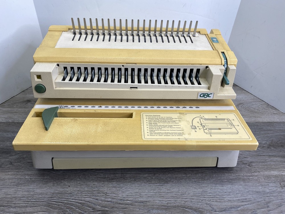 GBC Electric Binder Model 470-KM *Tested Works*
