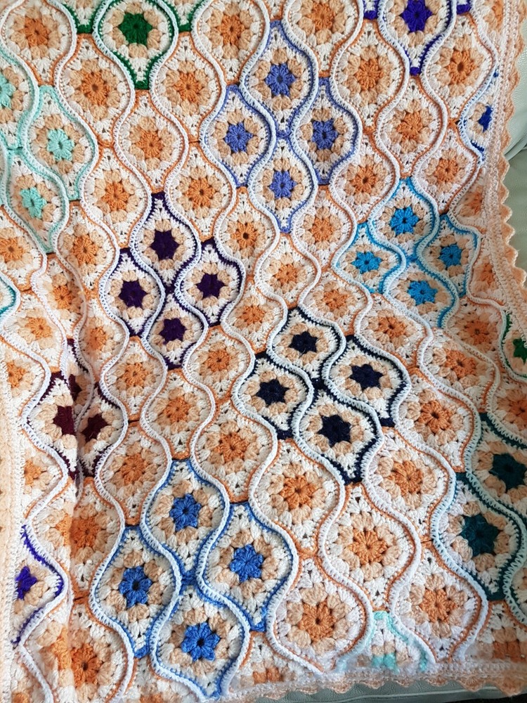 HANDMADE Baby Cot CROCHET BLANKET/THROW/-SEASIDE THEME