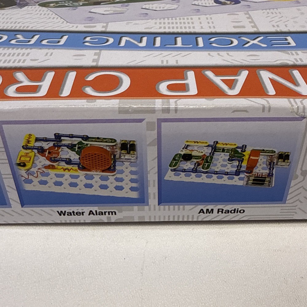 Elenco Electronic Snap Circuits Model SC-300 Project Kit Complete