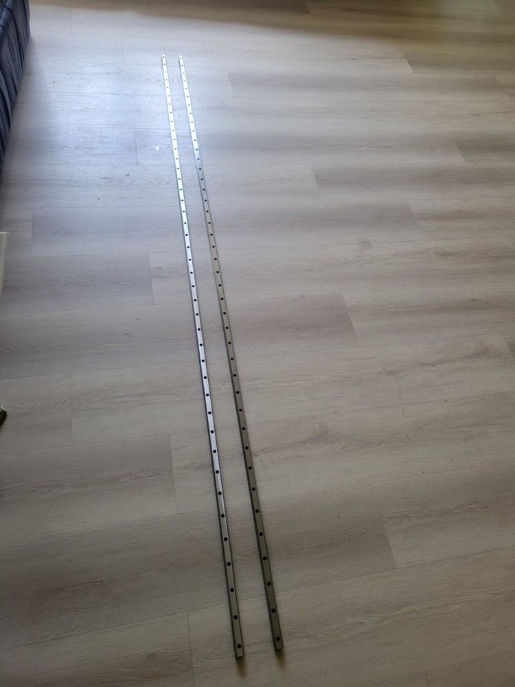 hgr20 linear rail 2500mm and 4 sliding blocks