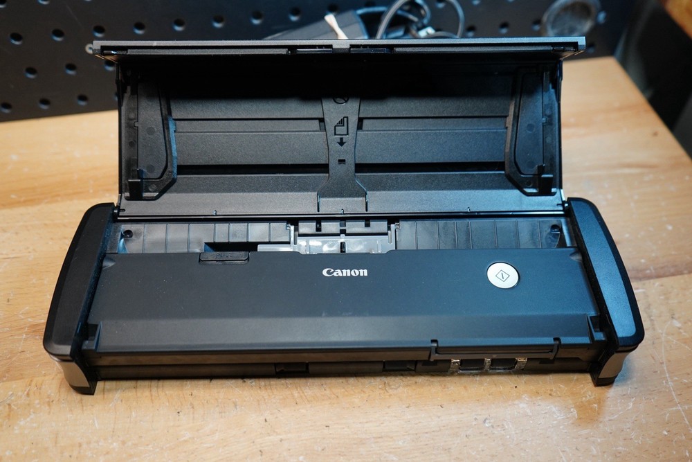 (F) Canon ImageFORMULA P-215 Portable Duplex Document Scanner USB M111131