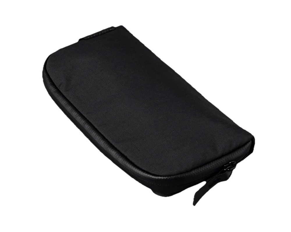 ALPAKA Flight Pouch - Black Axoflux 210D