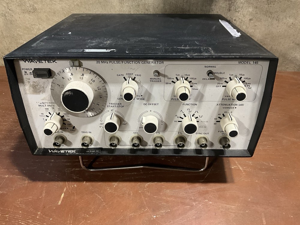 WAVETEK 20 MHZ PULSE FUNCTION GENERATOR MODEL 145 POWERS ON