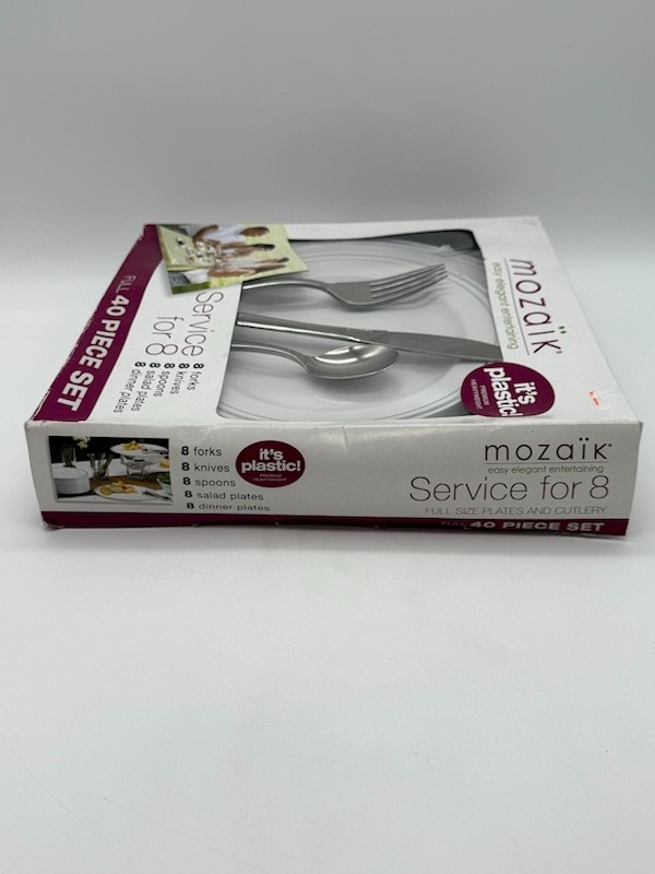 Mozaik Premium Heavyweight Plastic Dinner Set Service for 8 New In Box