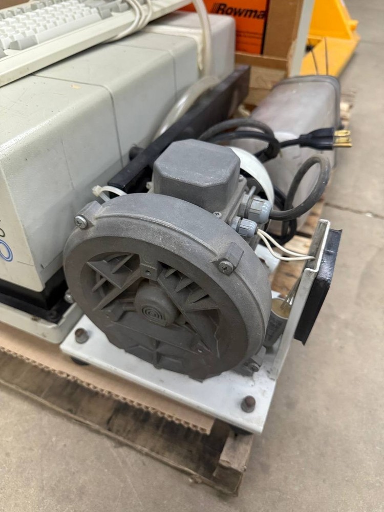 USED Hermes Vanguard 3400 computerized engraving CNC machine with controller