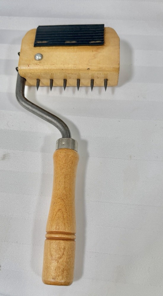 Gooseneck Webbing Stretcher Upholstery Pulling Tool VINTAGE never used