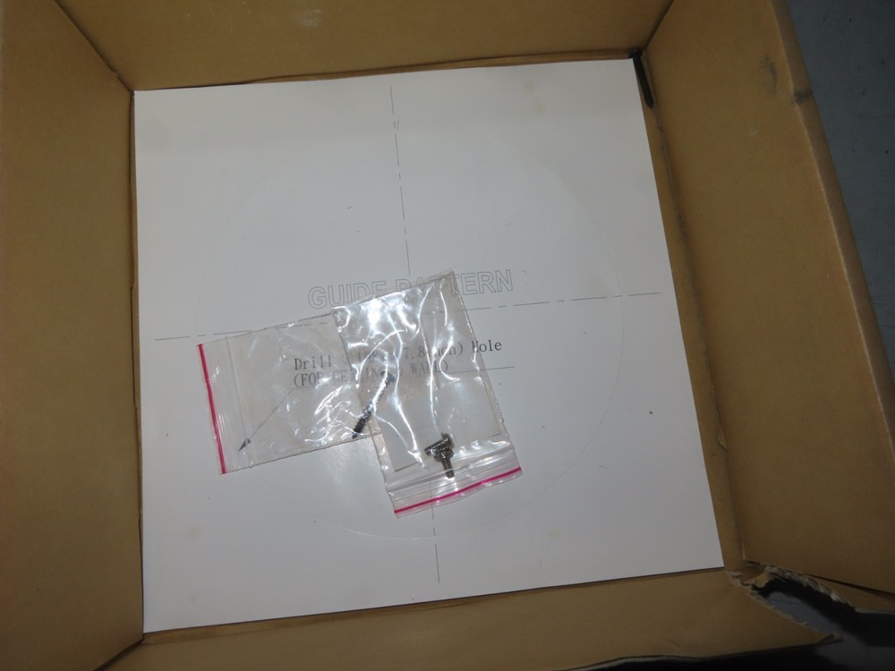 Pelco IMPICM-1I SRX PRO2 IND DOME IN-CELLING MOUNT