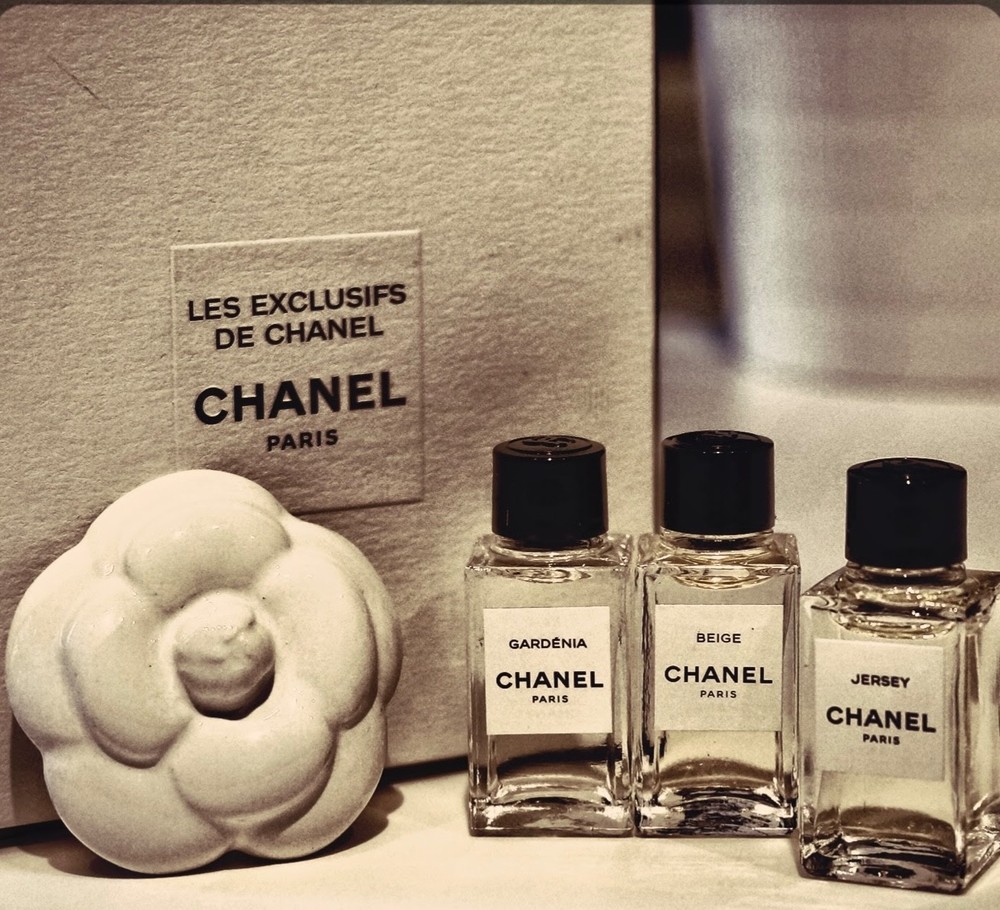 Chanel Les Exclusifs miniature perfume discovery set containing three fragrances