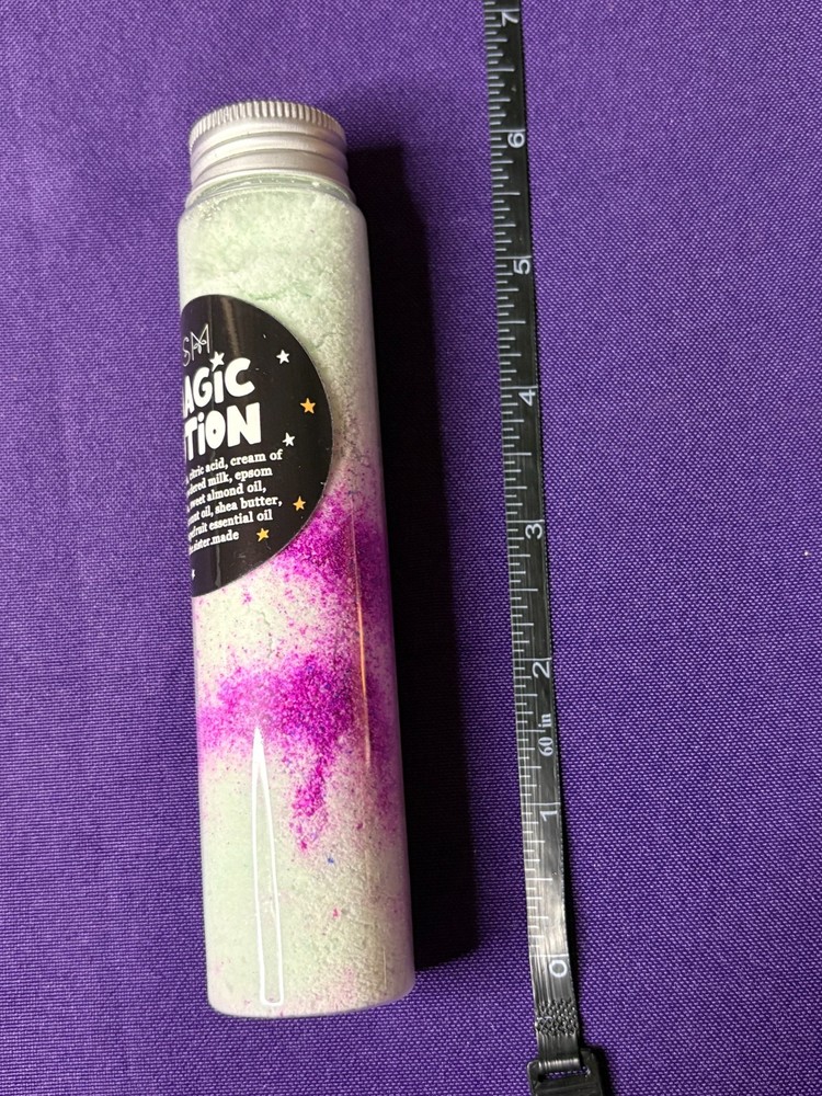 Owlcrate Magic Potion Bath Bomb Dust October YA 2025