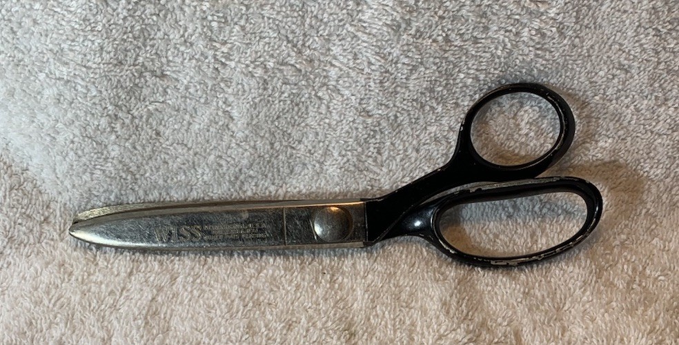 Vintage Wiss Pinking Shears 7 1/2 “ - Zig Zag Cut