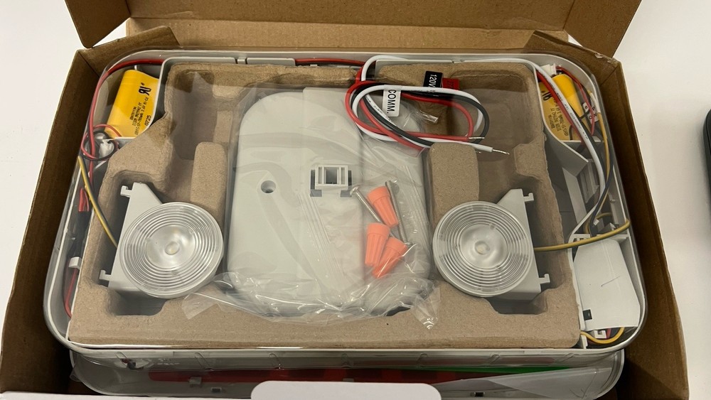 Lithonia Lighting Exit/Emergency Light Combo LED Contractor Select New Open Box